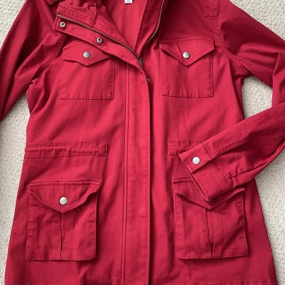 Great quality Red coat - Picture 6 of 8